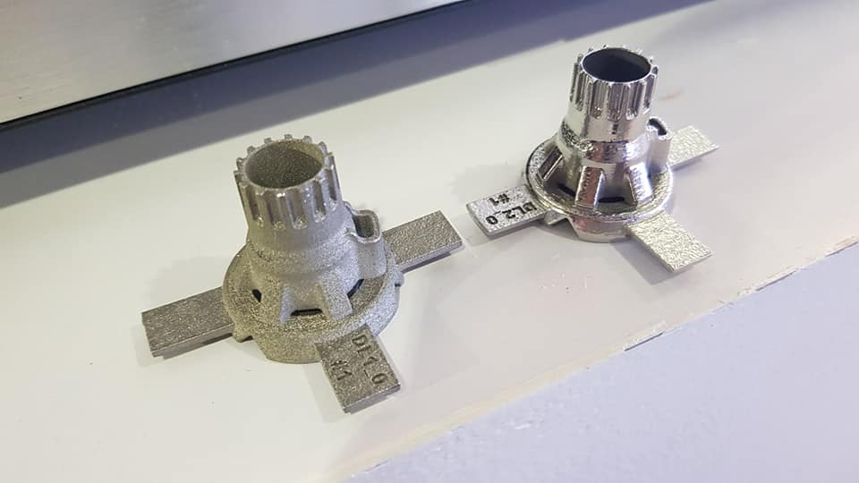 Before and After of a metal component after using DryLyte technology