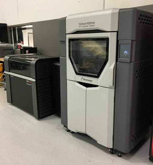 Stratasys Connex3 Objet500 machine (left) and Fortus 450mc (right).