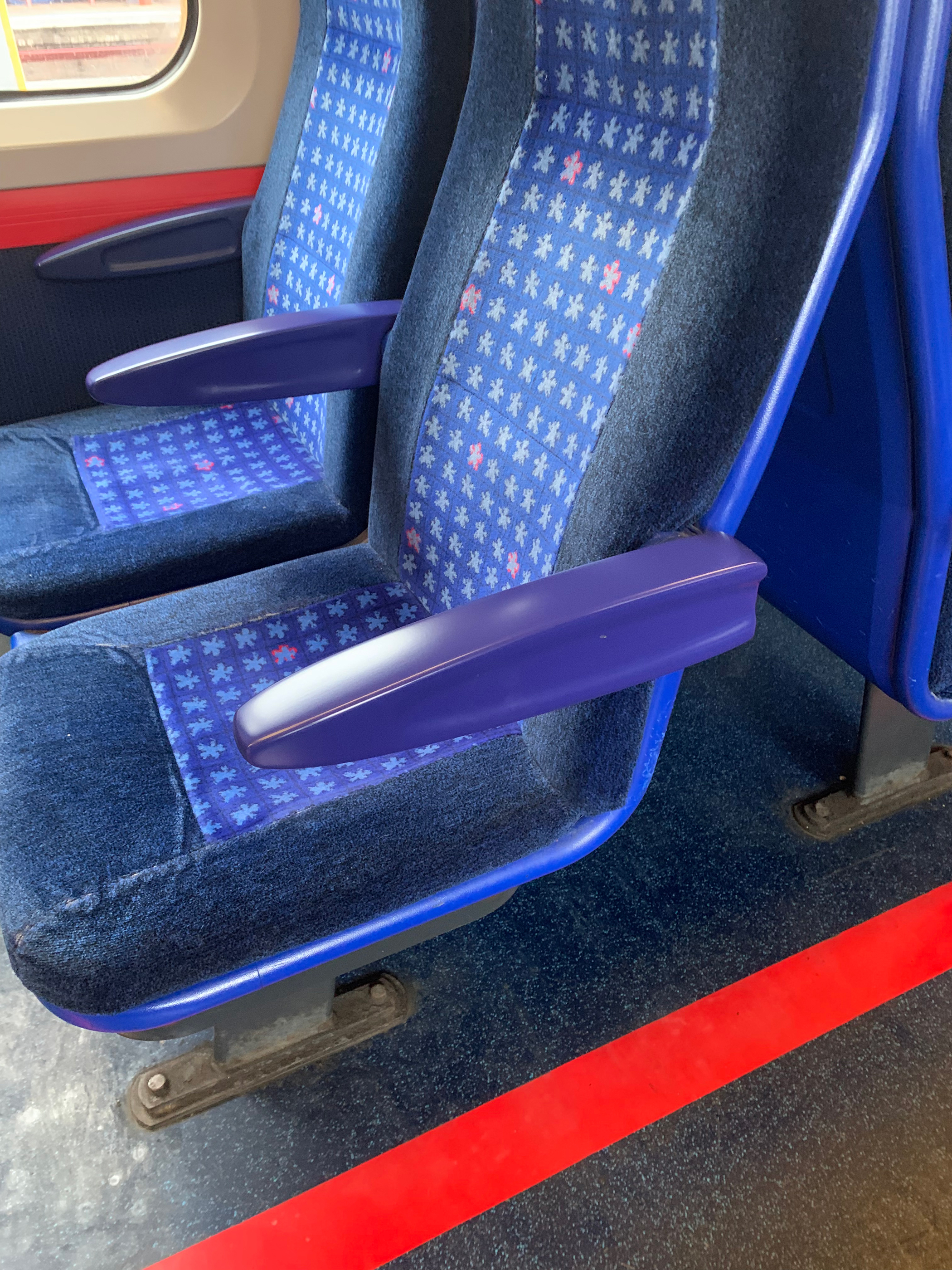 3D printed armrests on a Chiltern Railways train in the U.K. – produced by Angel Trains and DB ESG using Stratasys' EN45545-2-compliant materials.